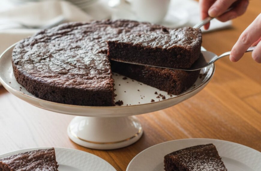 The Ultimate Flourless Chocolate Cake for Passover