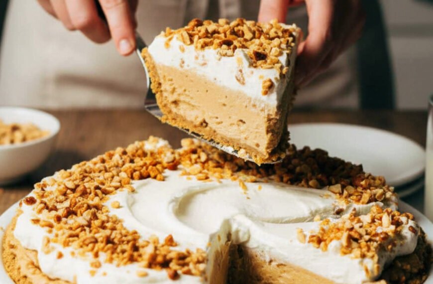 Best Ever Peanut Butter Pie (No Bake Recipe)
