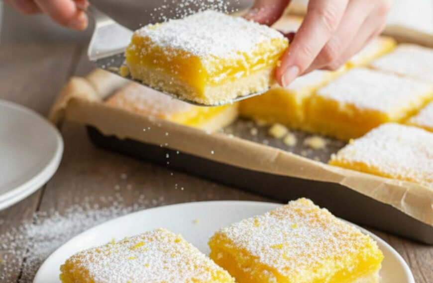 The Best Homemade Lemon Bars (Tart and Sweet)