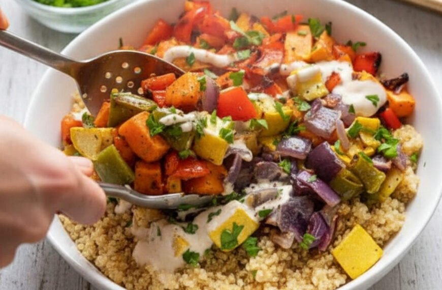 Healthy High-Fiber Quinoa Bowl with Roasted Veggies