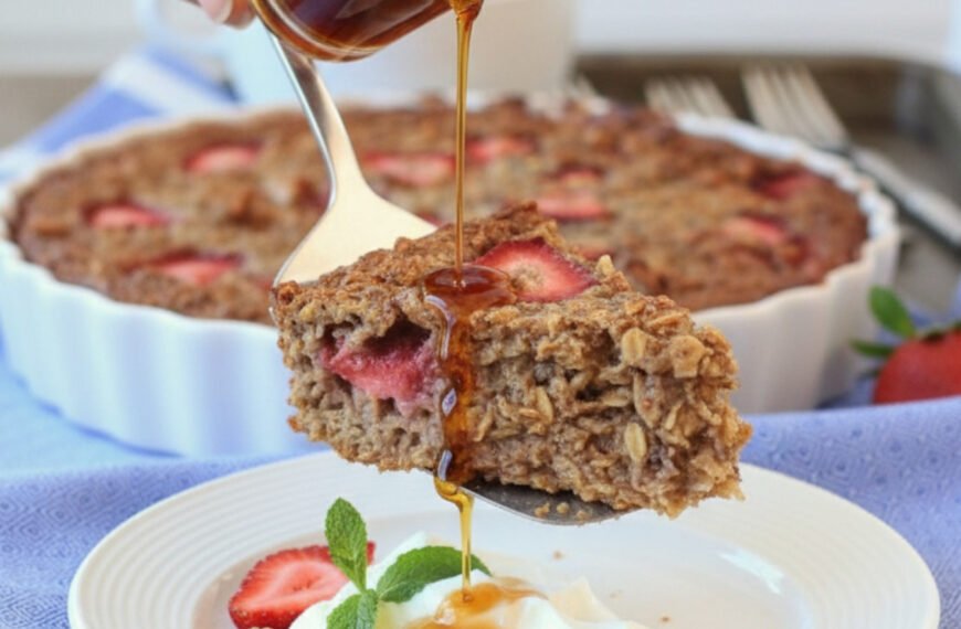Healthy Baked Oatmeal with Fresh Strawberries and Chia