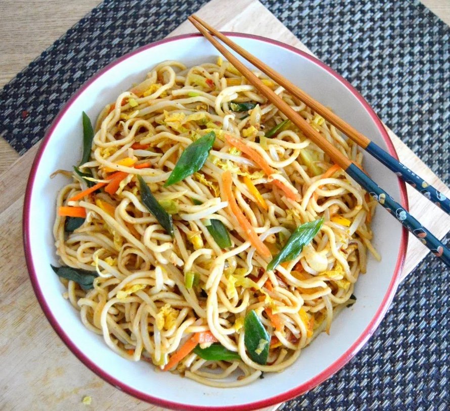 Chow Mein Noodles Unveiled: Origins, Varieties, and Culinary Delights