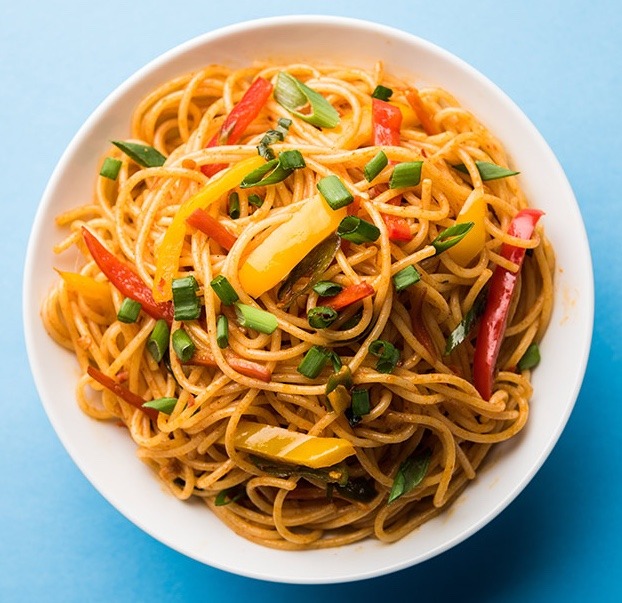 Explore the World of Chow Mein vs. Spaghetti Noodles - Savory Discovery