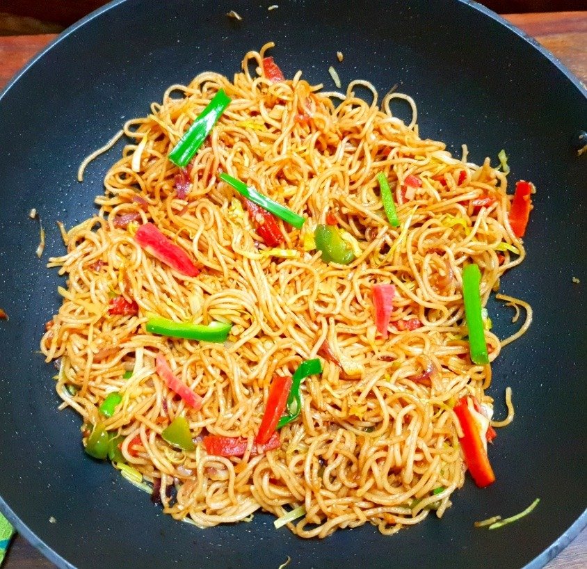 Chow Mein and Spaghetti Noodles Comparison