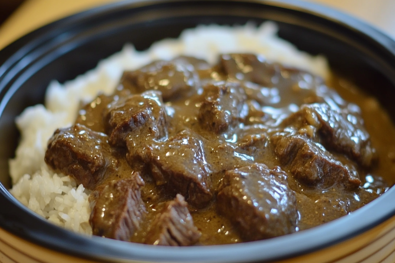Slow Cooker Beef Tips Gravy