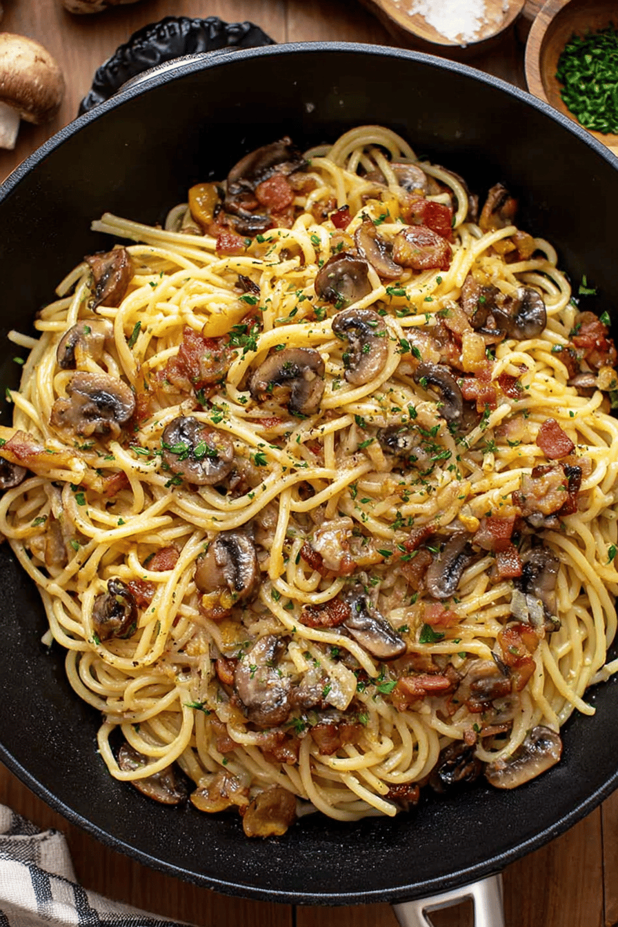 Creamy Mushroom Onion Bacon Carbonara
