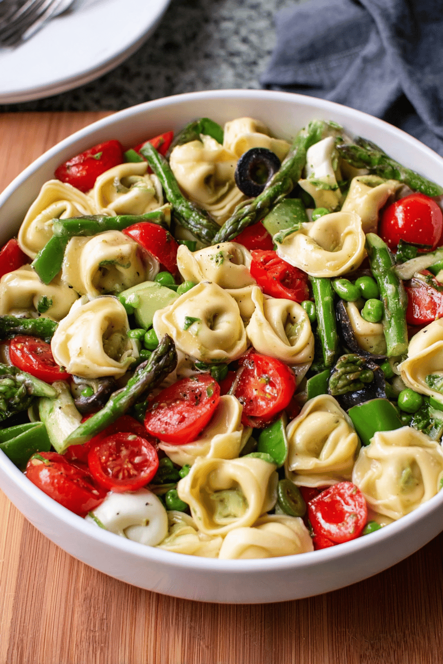 Quick Summer Tortellini Salad in 20 Minutes