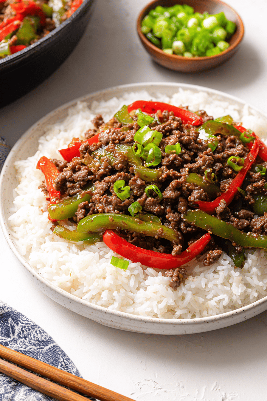 Spicy Asian Beef and Pepper Rice Bowls