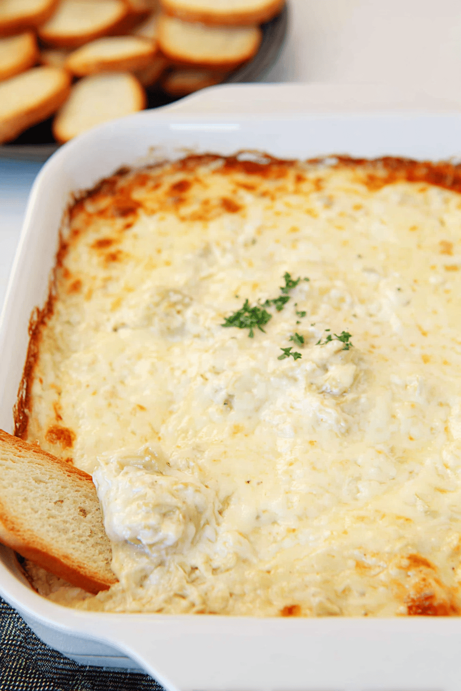 Easy Cheesy Baked Artichoke Dip