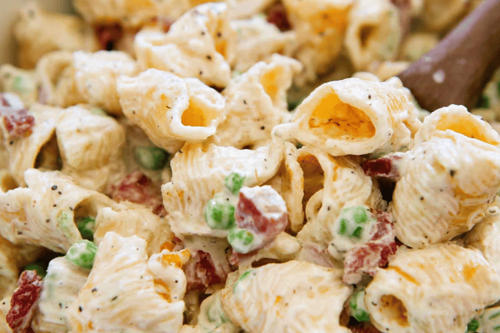 Creamy Bacon Ranch Pasta Salad Delight