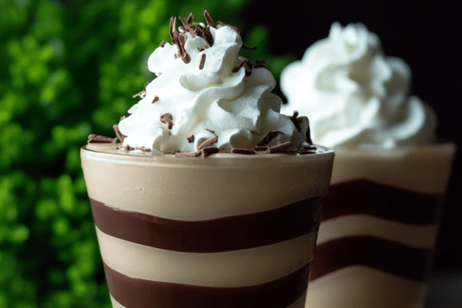 Creamy Boozy Frozen Mudslide Cocktail Recipe
