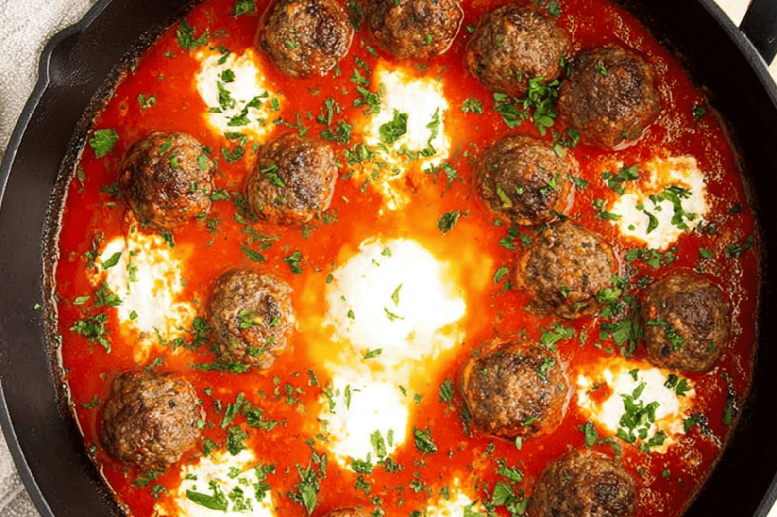 Creamy Ricotta Meatballs in Marinara Sauce