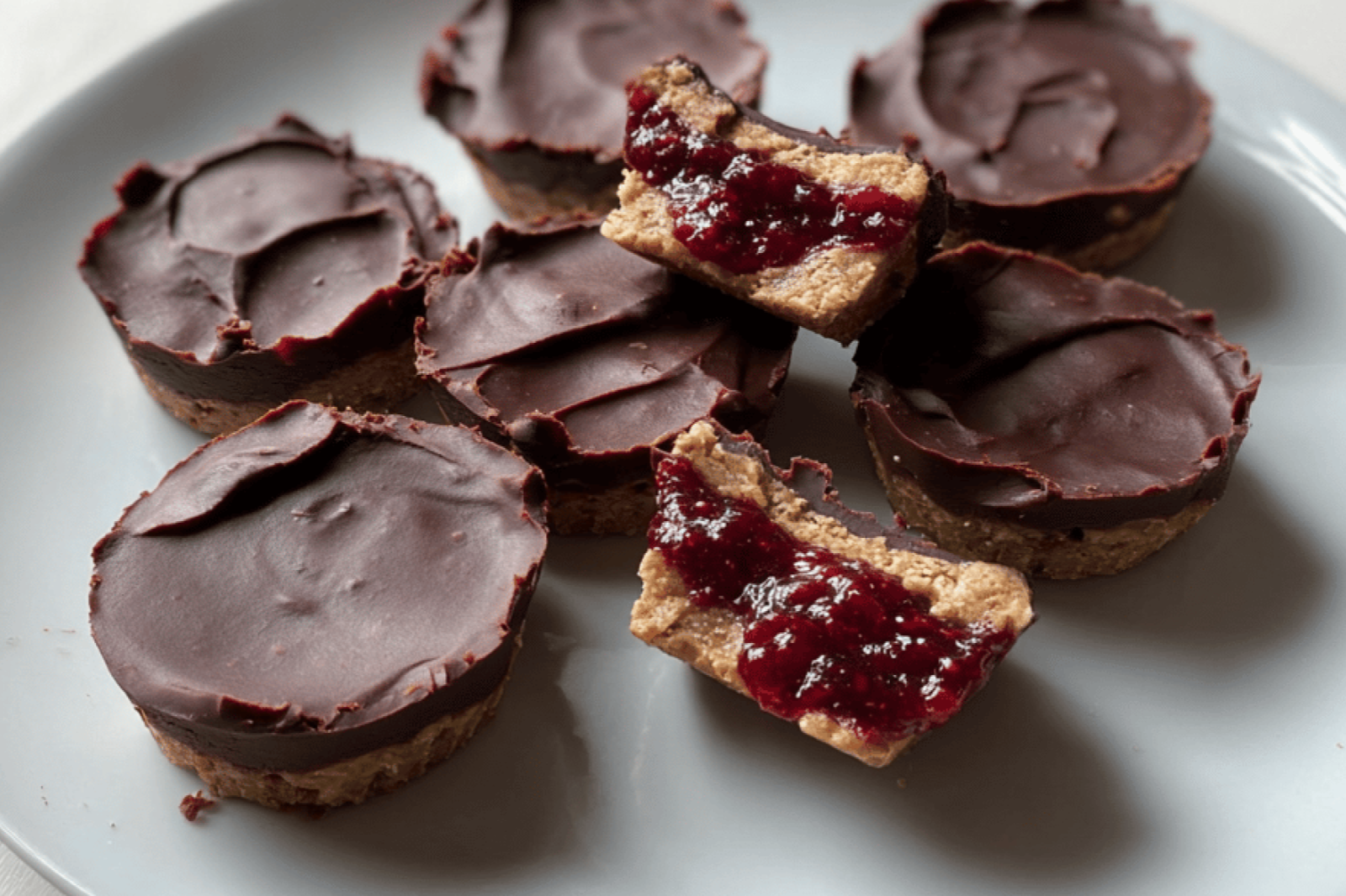 Peanut Butter Chocolate Chia Jam Bites