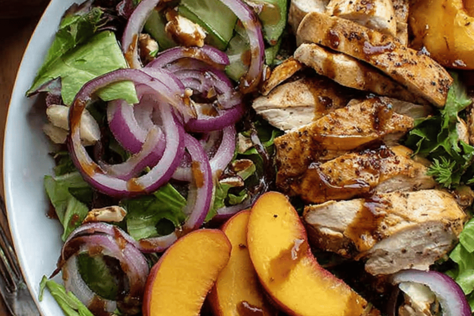 Roasted Peach Chicken Salad Delight