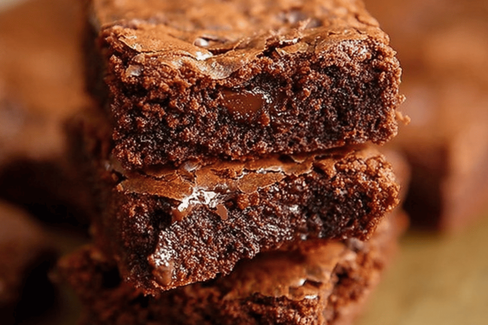 Ultimate One-Bowl Fudgy Homemade Brownies