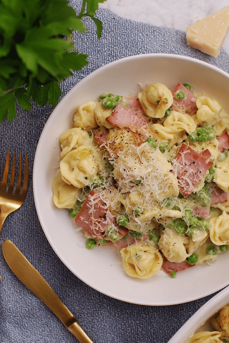 Tortellini Alfredo with Ham Bake