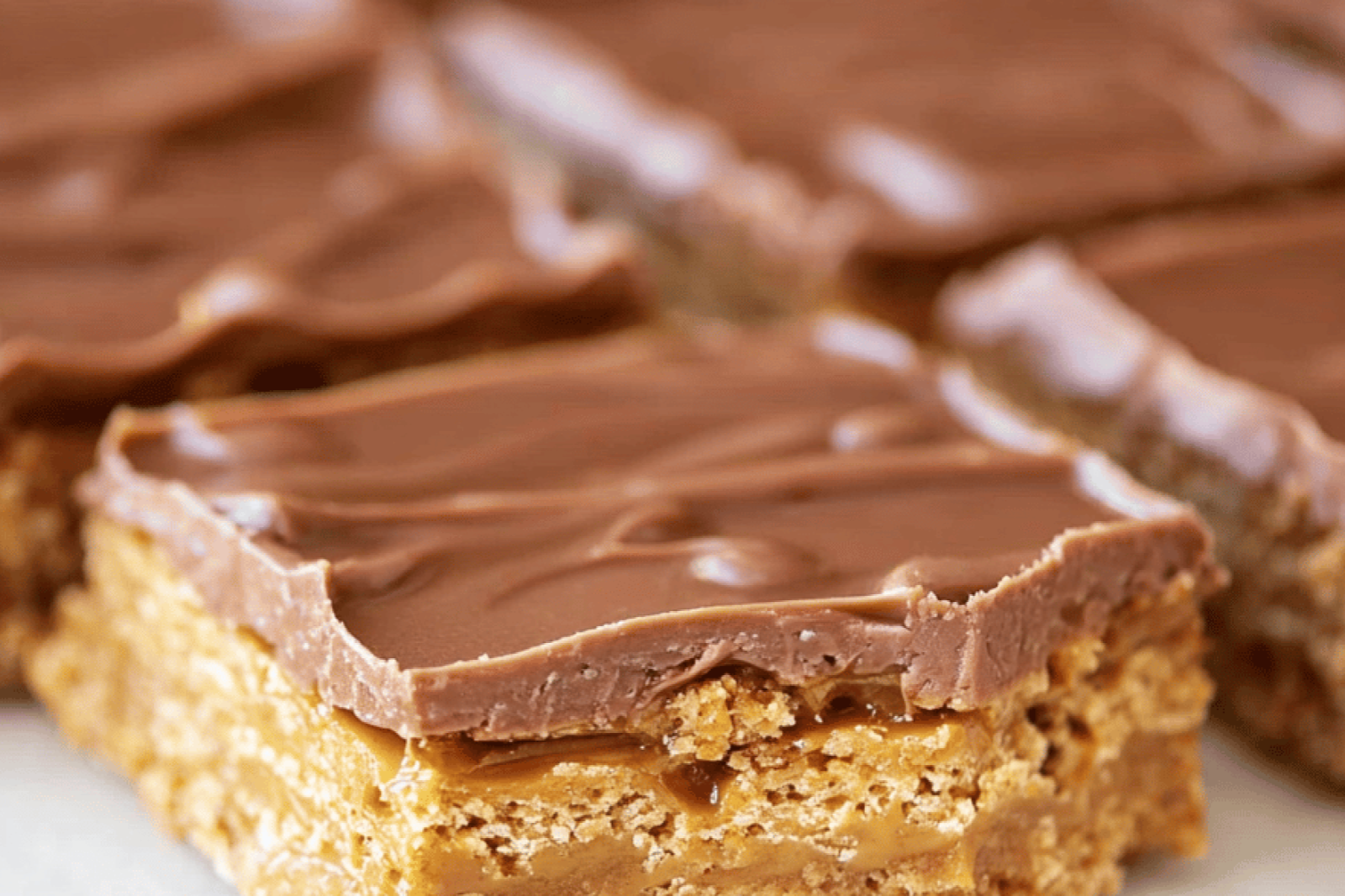 Peanut Butter Lunch Lady Bars