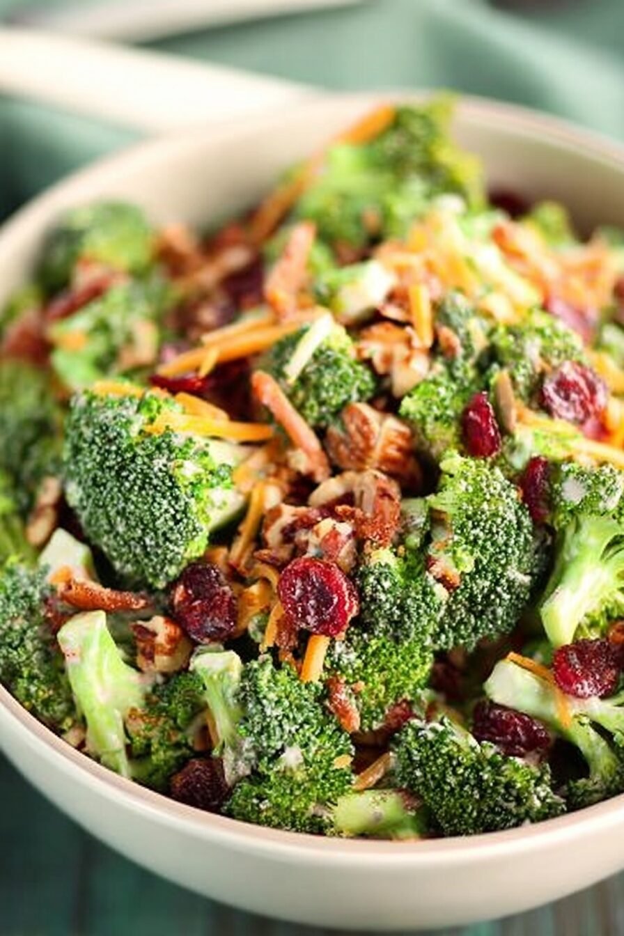 Easy Broccoli Salad Recipe