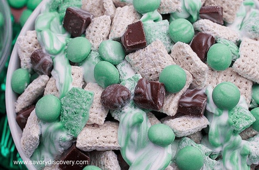 Mint Chocolate Muddy Buddies Recipe