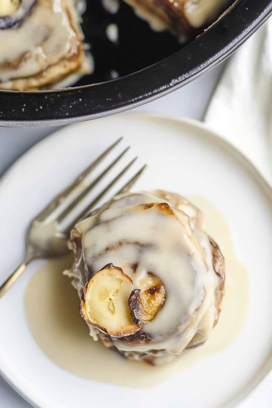 Simple Glaze for Cinnamon Rolls