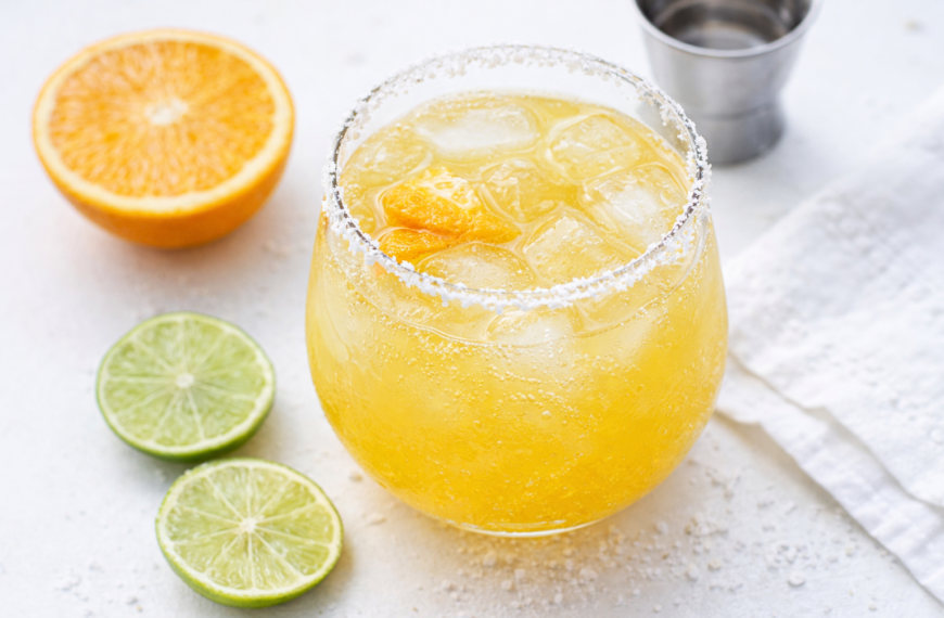 Whip up a light pineapple margarita in just 5 minutes, a&hellip;