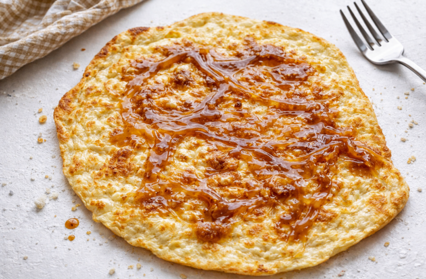 This simple flatbread uses cottage cheese for a high-protein, low-carb meal&hellip;