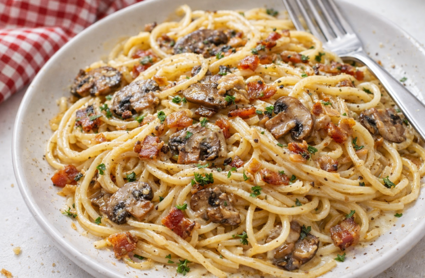 Creamy Carbonara gets a savory twist, with mushrooms and onion for&hellip;