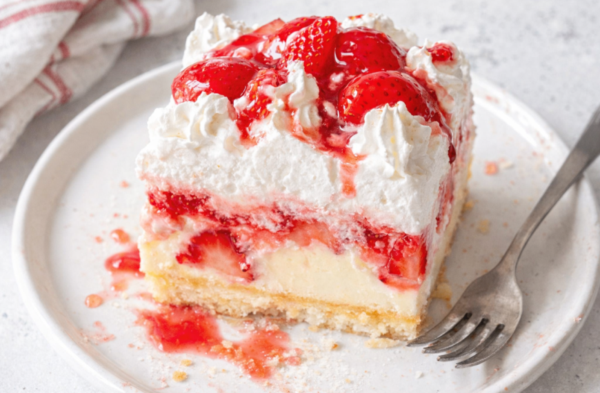This stunning strawberry cake has a creamy filling, requires no oven,&hellip;