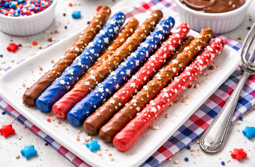 These patriotic chocolate pretzel rods are a simple, festive dessert, perfect&hellip;